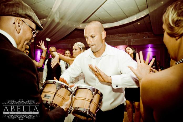 1071567_10153071397900607_119826373_o